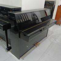Gambar Piano Upright  Yamaha JU109 PE Hitam Original dari Jon piano undefined 2 Tokopedia