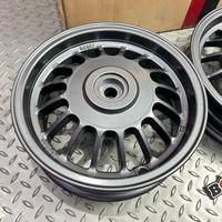 Gambar Velg Vrossi Uno Gunmetal Front & Rear Vespa S LX LXV dari Boss Vespa undefined 3 Tokopedia