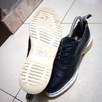 Gambar Sepatu PANTOFEL MARTIN BLACK LADIES Second Brand Original Size 38 dari Kay-Kha-Shop undefined 4 Tokopedia