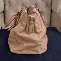 Gambar hand bag Preloved PRADA Authentic (original) dari grimy undefined 3 Tokopedia