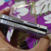 Gambar Samsung Z flip 4 8/256 inter Malaysia mulus perfect condition dari ridOneOne shop undefined 5 Tokopedia