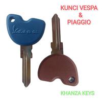Gambar kunci motor vespa dan piaggio slot chip - Biru dari KHANZA KEYS undefined 1 Tokopedia