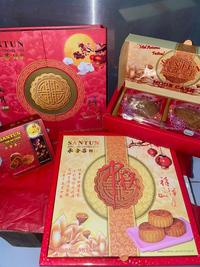 Gambar Kue Bulan Santun/Seng Hap Chiong Gojen Telur - Mooncake isi 2 - reguler dari Long San Shop undefined 2 Tokopedia