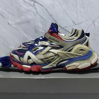 Gambar Size 40 Balenciaga Track 2 Beige Blue Red 100% Authentic Sneakers dari AHMconsignment undefined 1 Tokopedia