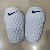 Gambar SKIN DEKER / DEKER FUTSAL / DEKER BOLA / SHINGUARDS / DEKER SEPAKBOLA - adidas hitam dari KS Sport undefined 5 Tokopedia