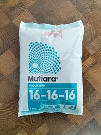 Gambar NPK Mutiara 16-16-16 1 kg dari Artomart Bejen Candirejo undefined 2 Tokopedia