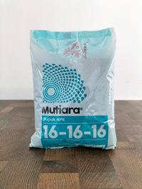 Gambar NPK Mutiara 16-16-16 1 kg dari Artomart Bejen Candirejo undefined 1 Tokopedia