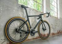 Gambar TG001 2022 road bike SL7 carbon frame Internal wiring BSA threaded co dari Top Selling Mall undefined 3 Tokopedia