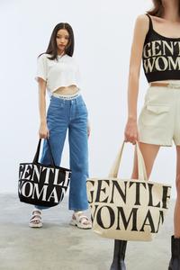 Gambar GENTLE WOMAN tote bag TAS CANVAS GENTLEWOMAN AUTHENTIC ORIGINAL TAG GW - HURRY BACKPACK dari KYLEBELLE undefined 4 Tokopedia