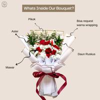 Gambar Fresh Bouquet Wisuda Hadiah Bunga Segar Jogja Wedding Lamaran Soft Red - Light Pink dari Dried Blume Bouquet undefined 4 Tokopedia
