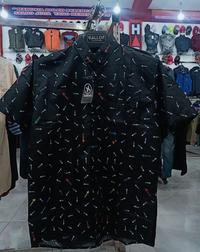 Gambar Kemeja Hurley Hitam Tengkorak Ikan size L dari Harga_Pas undefined 1 Tokopedia