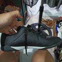 Gambar Sepatu Futsal Specs Stellar In All Black Second dari Alasta_C undefined 4 Tokopedia