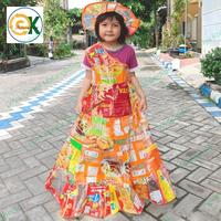Gambar Kostum baju karnaval anak perempuan 8-9 tahun daur ulang plastik dari Griya Kreatif Malangbong undefined 1 Tokopedia
