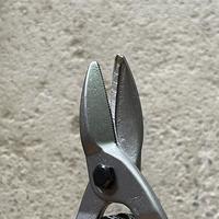 Gambar Gunting Seng Baja Ringan Taso Soligen 10" Aviation Snip Gunting Hollo dari Suryabaja99 undefined 5 Tokopedia