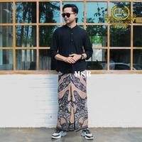 Gambar Sarung Batik Original M&R Pria Size Dewasa & Remaja Gus Iqdam Series - Medalion-Brown dari Toko.Sheza.ID undefined 2 Tokopedia