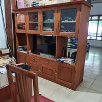 Gambar KOLEKTOR BARANG ANTIK / LEMARI TV KAYU JATI TUA PRELOVED dari Sion furnicenter undefined 1 Tokopedia