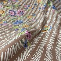 Gambar Bahan kain batik encim cap katun motif bunga tumpal warna coklat encim dari PANDAWA BATIK CLASIK undefined 5 Tokopedia