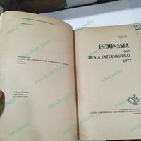 Gambar Ringkasan Peristiwa Indonesia Dan Dunia Internasional 1977 dari Jaya Bookstore id undefined 3 Tokopedia