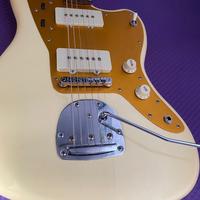 Gambar Jual guitar fender j mascis jazzmaster dari Briljhon Gear undefined 2 Tokopedia