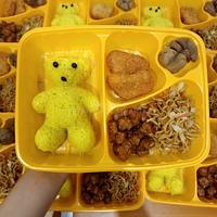 Gambar NASI KUNING BENTO ANAK / PAKET NASI KUNING ULAN TAHUN ANAK LEZAT dari SB KITCHEN JAKARTA undefined 1 Tokopedia