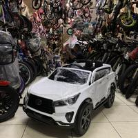 Gambar PMB Mobil Aki Anak Mainan INNOVA Putih dengan Remot Control Interaktif & Garansi Service Gratis 1 Bulan - Remote dari TrigunaBikestore undefined 1 Tokopedia