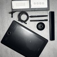 Gambar WACOM Intuos Pro Paper Edition Medium, PT-660 dari TokoHasKa undefined 1 Tokopedia