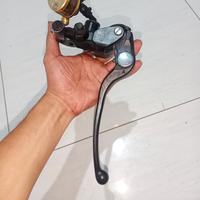 Gambar Master Rem KTC BIG Set Braket Tabung Minyak dari KekancanGarage undefined 2 Tokopedia