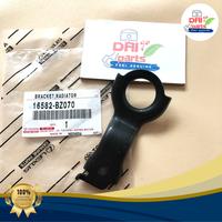 Gambar Bracket / Breket Atas Radiator Avanza Xenia 2012 2013 2014 2015 dari DAIgo Parts undefined 3 Tokopedia