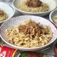 Gambar Bakmi Babi Auntie Lie Mie Babi - 2 porsi dari Auntie Lie Kitchen undefined 3 Tokopedia