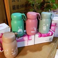 Gambar Tumbler Souvenir Botol Rabbit/Kelinci BOX ASLI - Botol Minum Kaca Souvenir Pernikahan, Souvenir Ultah Anak, Harga Murah Grosir dan Eceran dari Mars Souvenir Jkt undefined 3 Tokopedia