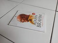 Gambar Ajahn Brahm: Biografi & Wawancara dari Toko Buku Bekas Aksiku undefined 4 Tokopedia