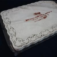 Gambar kertas renda alas roti dolly paper 10x14inch kertss alas nampan kotak dari tokolanishop undefined 2 Tokopedia