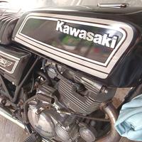 Gambar emblem plat kawasaki tangki motor binter merzy kz200 dari Lennon Art undefined 4 Tokopedia