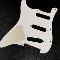 Gambar Pickguard Guitar Stratocaster SSS Putih & Pearl 3ply Original Taiwan dengan Desain Eksklusif - White dari Vintagestore7 undefined 4 Tokopedia
