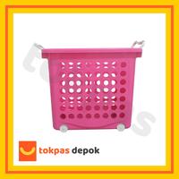 Gambar Keranjang Serbaguna Pakaian Laundry Dengan Roda Giovanni Green Leaf 2281 Plastik keranjang  mainan anak tempat  pakaian organizer  aesthetic - Hijau Tosca dari Toko Pasti Puas Depok undefined 4 Tokopedia