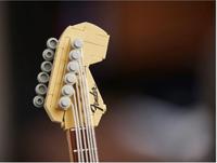 Gambar LEGO IDEAS 21329 FENDER STRATOCASTER GUITAR AMPLIFIER ROCK STAR DREAMS dari Halmaheraaa undefined 3 Tokopedia