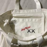 Gambar Tote Bag Uniqlo x KAWS x Andy Warhol Authentic Preloved Original Limited Edition dari Firkkfa undefined 3 Tokopedia