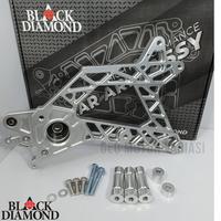 Gambar SWING ARM ORIGINAL BLACK DIAMOND  XMAX OLD & XMAX NEW CONNECTED FULL CNC ANTI KARAT BLACK DIAMOND BEST QULITY - Hitam, 2 PISTON dari geomotorvariasi undefined 1 Tokopedia