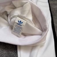 Gambar Adidas X Oasis 3-Stripes White Classic Hoodie Pria Full Tag Label Outerwear Hodie - HD HITAM OASIS, M dari KINANTAN DISTRO undefined 4 Tokopedia
