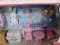 Gambar Boneka Bunny House Mainan Anak Pretend Play Rabbit Kitchen Room dari Genesys Toys undefined 3 Tokopedia