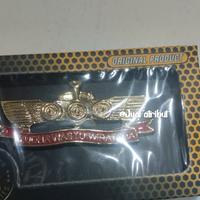 Gambar Brevet wing Tank YWW yudha wastu wiratama - Tulisan merah dari JUAL atribut undefined 1 Tokopedia