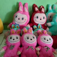 Gambar boneka karakter labubu jumbo pink dari COLLECTIONS TASIKMALAYA undefined 3 Tokopedia