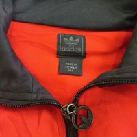 Gambar Jaket Traktop Adidas Bunga Georgia dari BieSecond2nd undefined 4 Tokopedia