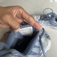 Gambar Sepatu yonex aerus z bekas uku 43/27,5 dari Soemantra_sport undefined 5 Tokopedia