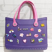 Gambar TAS WANITA CROCS CLASSIC TOTE BAG / HAND BAG / TAS CROCS - Fushia dari CROCS STORE JAKARTA 12 undefined 2 Tokopedia