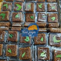 Gambar Kue Basah / Kue Subuh Jajanan Pasar Kue Tradisional Rp2600 - Sosis Solo dari kuejaya98 undefined 5 Tokopedia