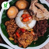 Gambar Gudeg Sagan Vakum Frozen Asli YukTukoni Jogja - Paket A dari Yuktukoni undefined 3 Tokopedia