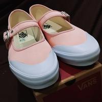 Gambar Vans - Mary Jane (Vans Female Shoes) new model! dari Vans_natics undefined 2 Tokopedia