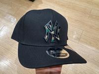 Gambar Topi New Era 9Fifty Original Fit Pre-Curved New York Yankees Infill Metal Black Snapback 100% Original Resmi dari Selareja Store undefined 1 Tokopedia