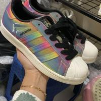 Gambar adidas rainbow preloved sepatu dari Meubel Jati Baru Bekas undefined 1 Tokopedia